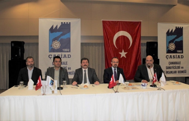 TAVLI VE TURAN “ÇASİAD’ LA GÜNDEM” TOPLANTISININ KONUĞU OLDULAR