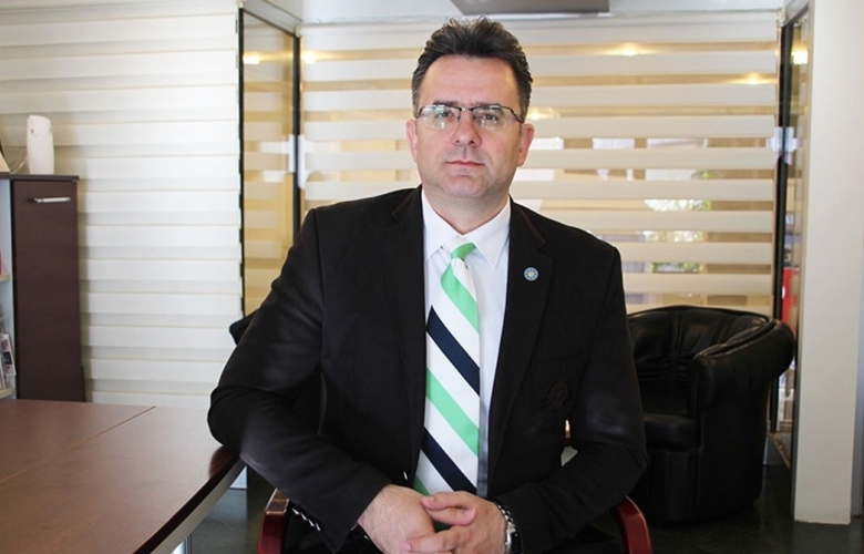 ÇAĞLAYAN “ANLAYANA SİVRİSİNEK SAZ, ANLAMAYANA DAVUL ZURNA AZ”