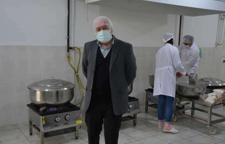 YILMAZ “GÜNLÜK 200 KİŞİYE YEMEK DAĞITIMI YAPILIYOR’’