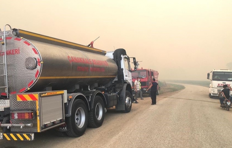 GELİBOLU YARIMADASINDA YANGIN SÖNDÜRÜLEMİYOR