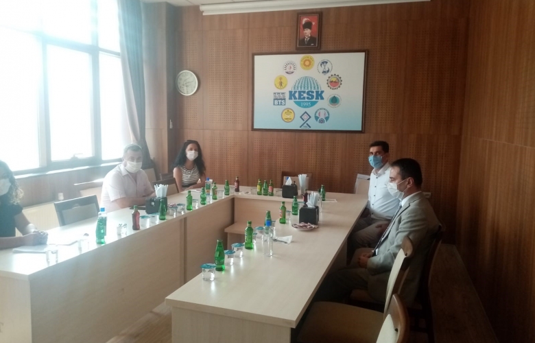 VALİ AKTAŞ EĞİTİM SEN ÇANAKKALE ŞUBESİ YÖNETİMİNİ ZİYARET ETTİ