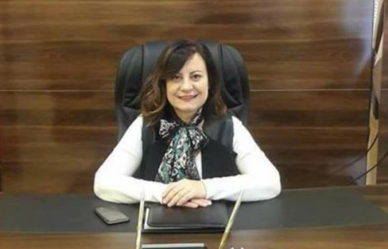 Ak Parti Gelibolu Kadın Kolları Başkanı Zerrin Şakar: "Koltukta olmam partime zarar verir"