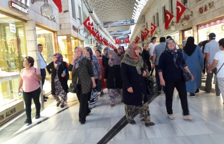 ZİRAAT ODASINDAN KADIN ÇİFTÇİLERE KÜLTÜR GEZİSİ