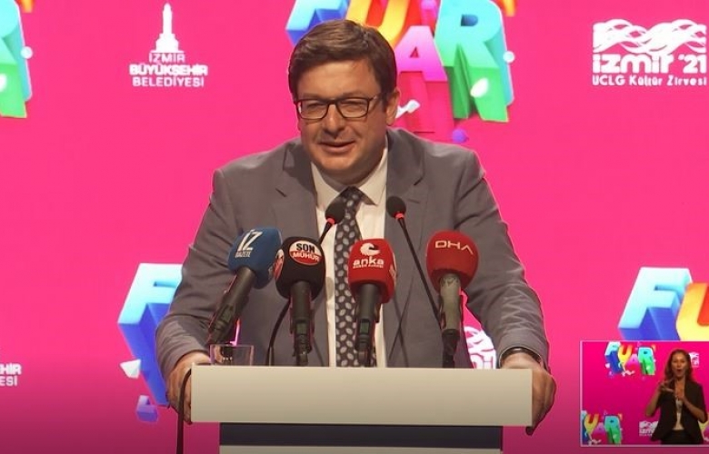 ERKEK İZMİR FUARININ AÇILIŞINI YAPTI