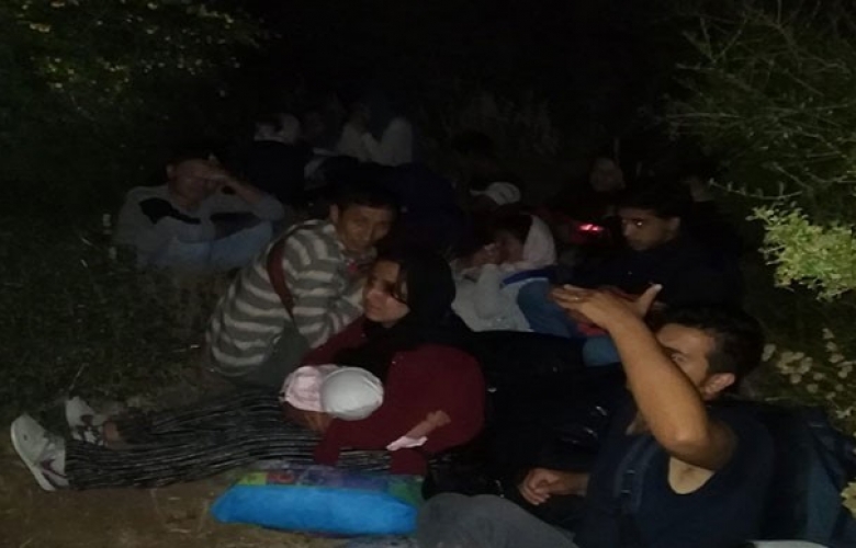 MÜLTECİLERİ GECE GÖRÜŞTÜ DRONE YAKALADI