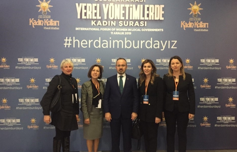 ÇANAKKALE’Lİ  AK KADINLAR “YEREL YÖNETİMDE KADIN ŞURASI" İÇİN ANKARA'DA    