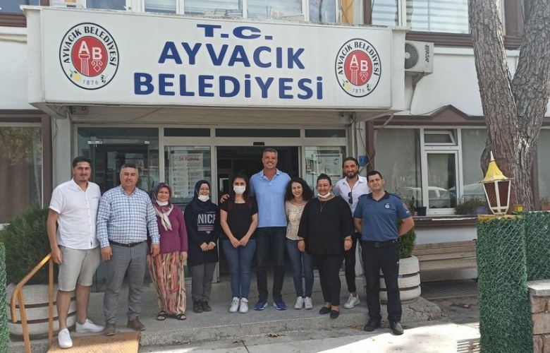 SADETTİN SARAN' DAN AYVACIK BELEDİYESİNİ ZİYARET 