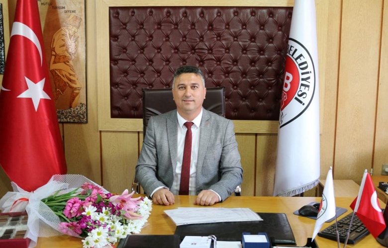 BAYRAM “CUMHURİYET BAYRAMINIZI EN İÇTEN DİLEKLERİMLE KUTLUYORUM" 