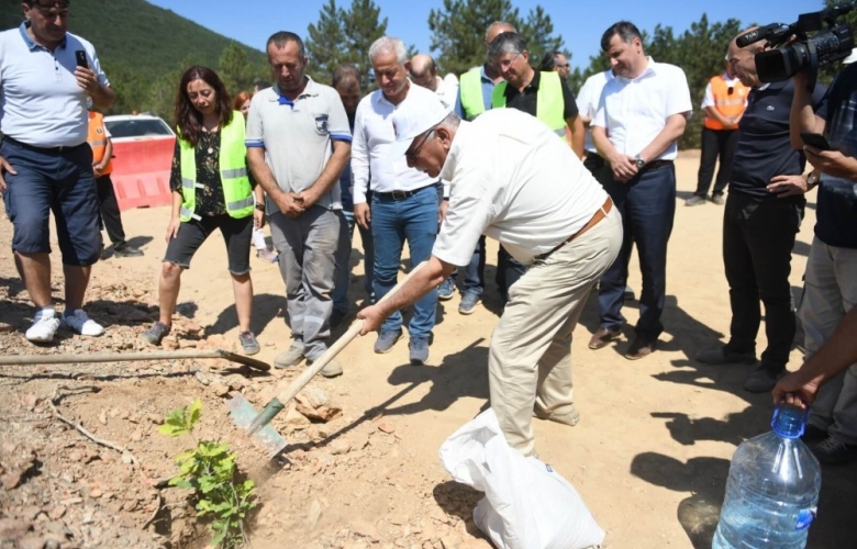 TUNÇ SOYER" İNSANIN İÇİ PARÇALANIYOR"