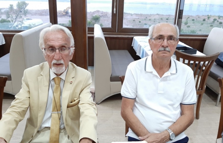 ÇANAKKALELİ ESKİ FUTBOLCULAR BİRARAYA GELDİ