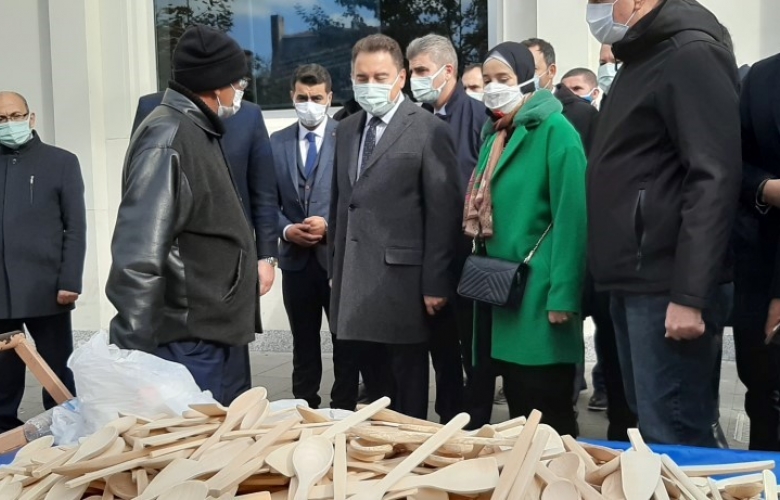 DEVA PARTİSİ GENEL BAŞKANI ALİ BABACAN ÇANAKKALE' DE ESNAFI ZİYARET ETTİ