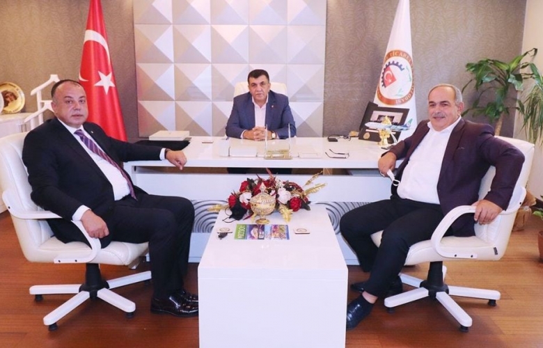 ÇTSO YÖNETİM KURULU BAŞKANI SELÇUK SEMİZOĞLU RİZE TSO’YU ZİYARET ETTİ