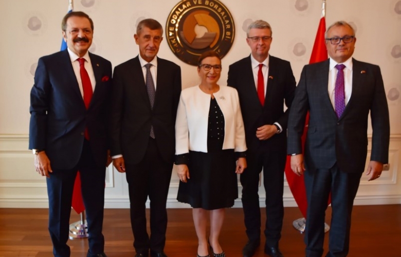 ÜZEN, ÇEK CUMHURİYETİ BAŞBAKANI ANDREJ BABİS ONURUNA VERİLEN YEMEĞİNE KATILDI