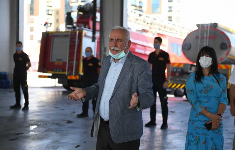 GÖKHAN İTFAİYE PERSONELİ İLE BİR ARAYA GELDİ