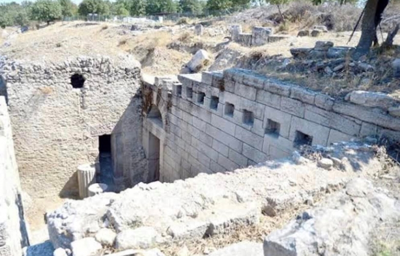 ALEXANDRİA  TROAS’TA YAPILAN ÇALIŞMALAR TARİHİ BULGULARI GÜN YÜZÜNE ÇIKARDI