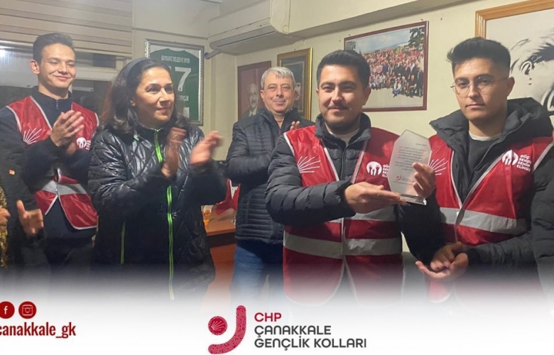 CHP BAYRAMİÇ GENÇLİK KOLLARI ÜYELERİ  İLK KEZ OY KULLANACAK 837 GENÇ SEÇMENE ULAŞTI