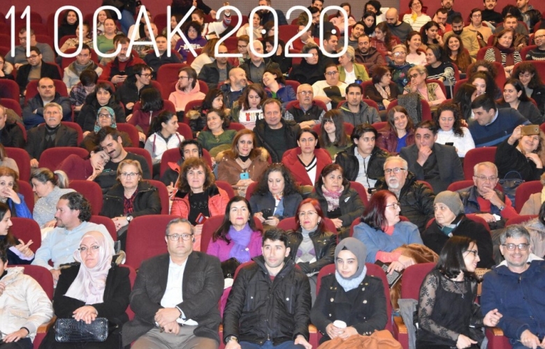 “AKŞAM YEMEĞİ” OYUNU ÇANAKKALE’DE SAHNE ALDI