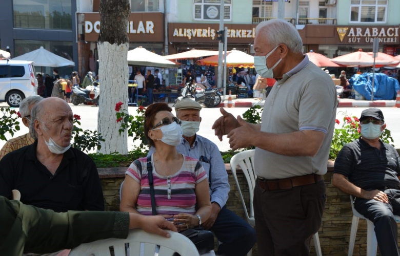 LAPSEKİ’ DE RANDEVUSUZ KORONAVİRÜS AŞI NOKTASI OLUŞTURULDU