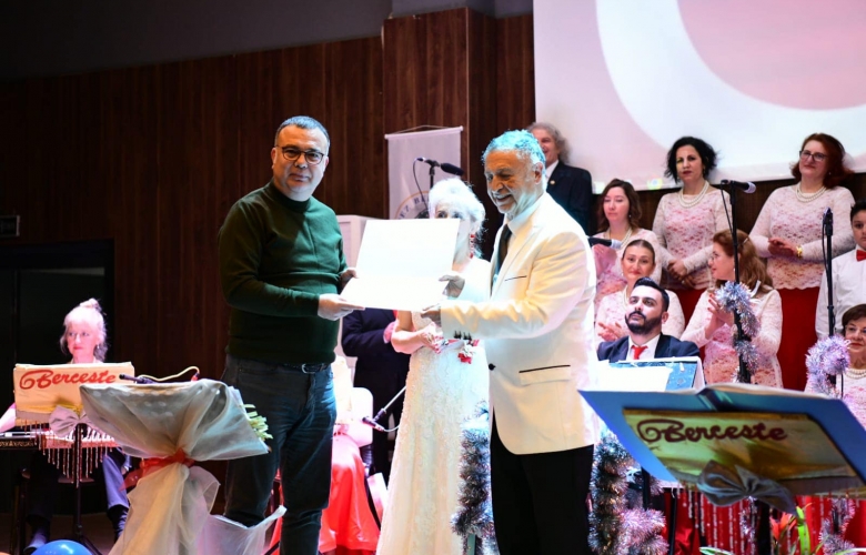 Kepez Belediyesi Berceste Türk Sanat Müziği Korosu Sevgililer Günü Konseri Büyük İlgi Gördü