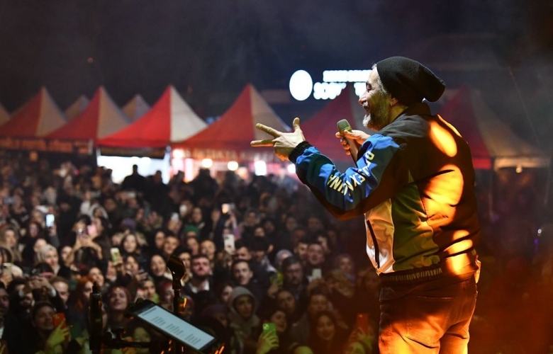 Çanakkale’de İlk Kez “Hamsi Festivali” Düzenlendi, festivalde 2 Ton Hamsi Dağıtıldı