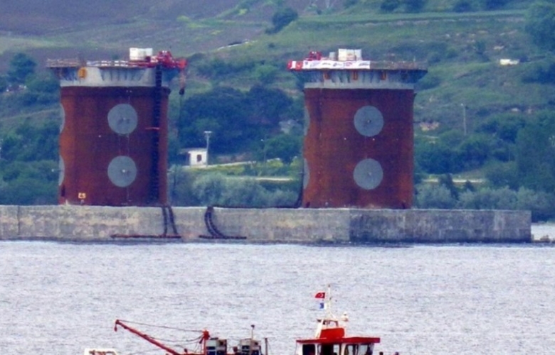 1915 ÇANAKKALE KÖPRÜSÜ YÜKSELİYOR           