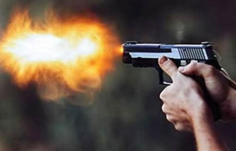 ÇANAKKALE' DE SİMİT EVİ ÖNÜNDE SİLAHLI SALDIRI, 1 KİŞİ YARALANDI