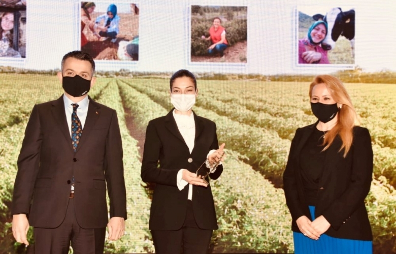 KENDİ HİKAYESİNİ YARATAN DERYA DEMİRCAN ÇANAKKALE’ NİN GURURU OLDU