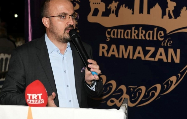AK Parti Gurup Başkanvekili Bülent Turan, eleştiri oklarını CHP'ye yöneltti