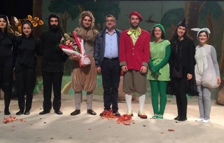 ÇAN’DA ÇOCUKLAR HAFTA SONUNU TİYATRODA EĞLENEREK GEÇİRDİ