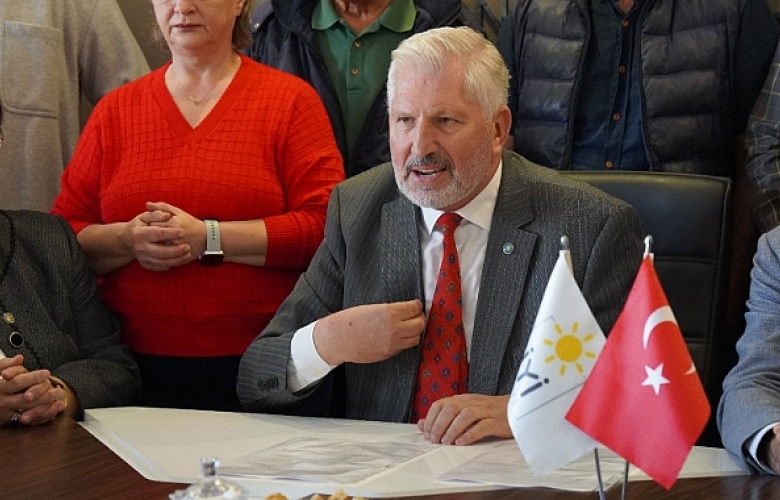 İyi Partinin Önemli İsmi Ahmet Uslu Partisinden İstifa Etti