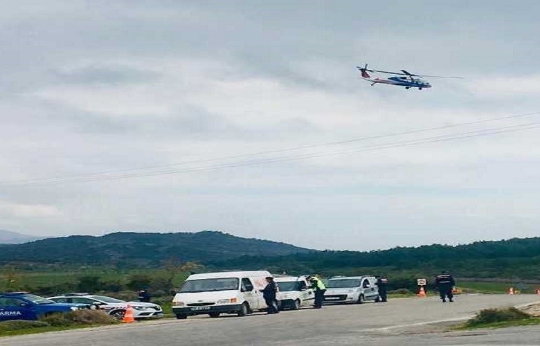 JANDARMA’DAN HAVADAN HELİKOPTER İLE TRAFİK DENETİM