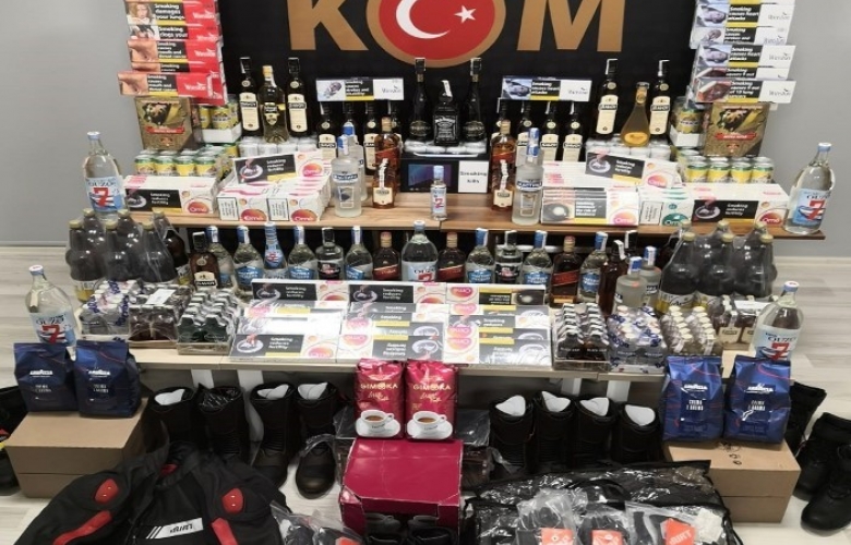 GÜMRÜK KAÇAĞI MALZEMELERE EL KONDU