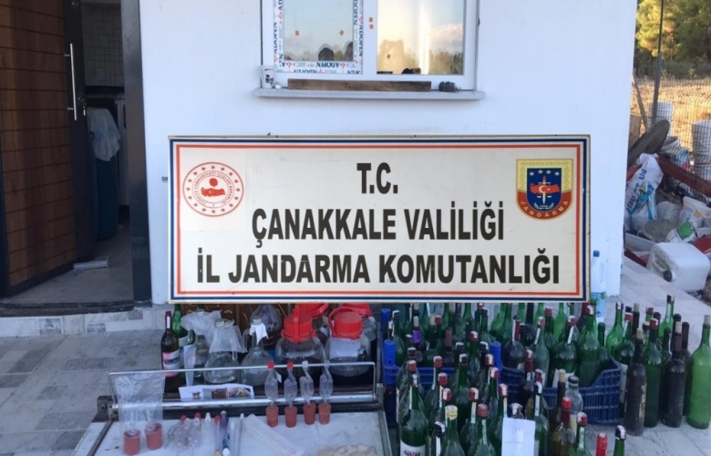 EVİNDE KAÇAK ŞARAP VE RAKI ÜRETİM TESİSİ KURMUŞ