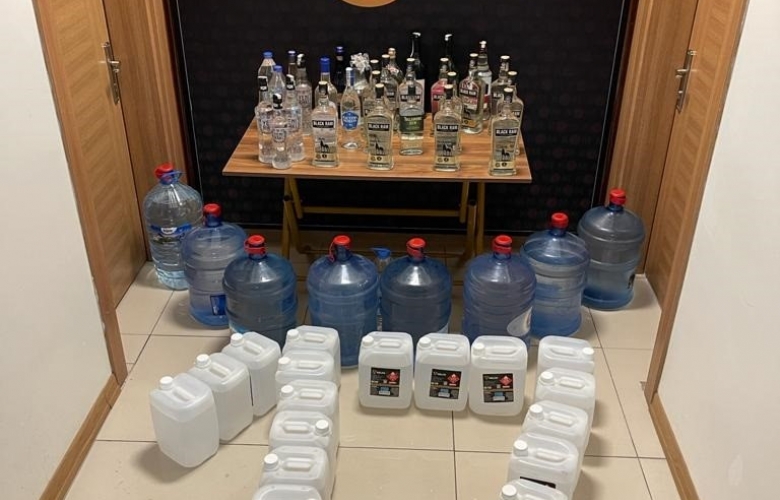 EMNİYET KUVVETLERİNDEN SAHTE ALKOL OPERASYONU