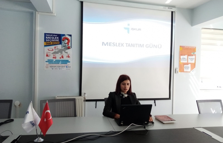 İŞKUR PANDEMİ ENGELİNİ AŞTI, 500 ÖĞRENCİYE ULAŞTI!