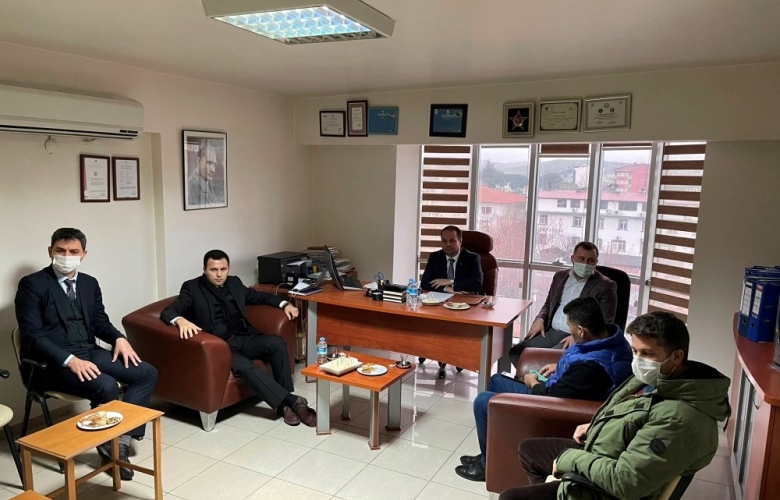 EZİNE PEYNİRCİLER DERNEĞİNDE PEYNİR ÜRETİMİNİ VE İŞGÜCÜNÜ KONUŞTULAR