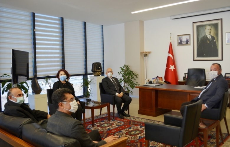 REKTÖR MURAT VE ÇOMÜ HASTANESİ BAŞHEKİMİ KARAAYVAZ’DAN ÇTSO’YA ZİYARET