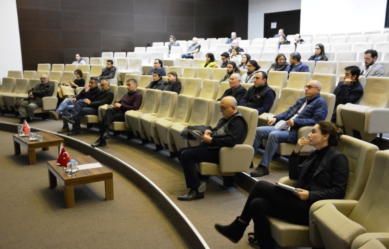 ÇTSO ÜYELERİ İHRACATA YÖNELİK DESTEKLER HAKKINDA BİLGİLENDİRİLDİ