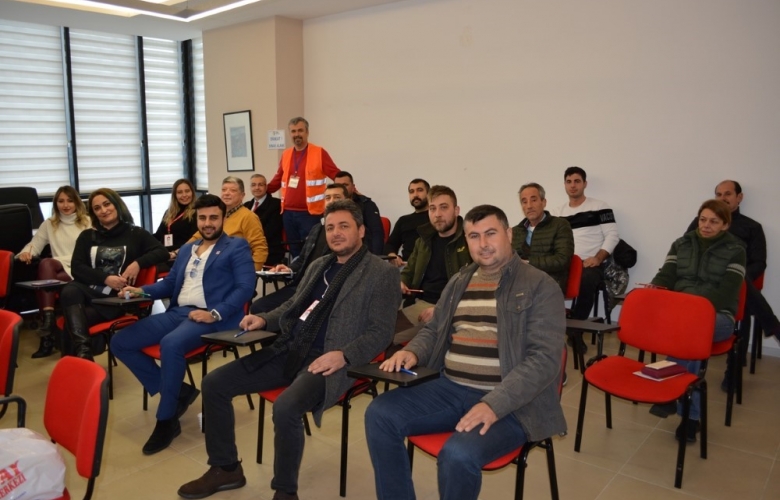 SORUMLU EMLAK DANIŞMANI MESLEKİ YETERLİLİK SINAVLARI DÜZENLENDİ