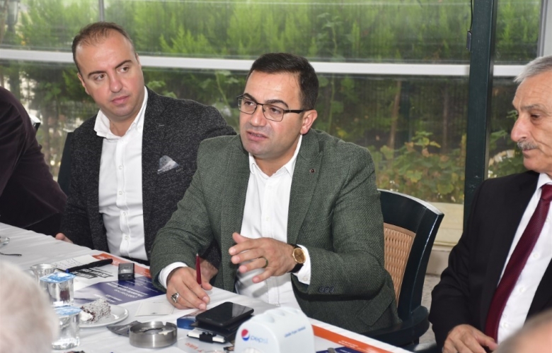 ERDOĞAN BİGA MERKEZ MAHALLE MUHTARLARI İLE BİRARAYA GELDİ 