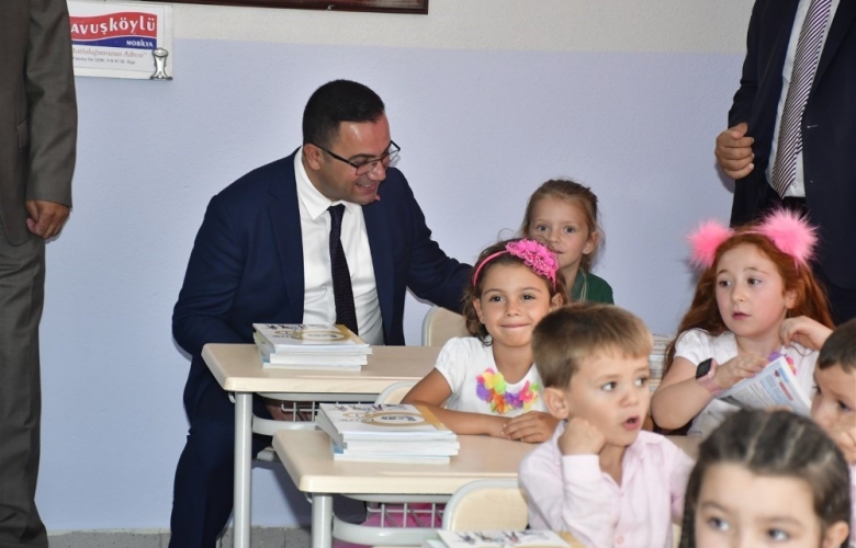 BAŞKAN ERDOĞAN, ÖĞRENCİLERİN HEYECANINI PAYLAŞTI