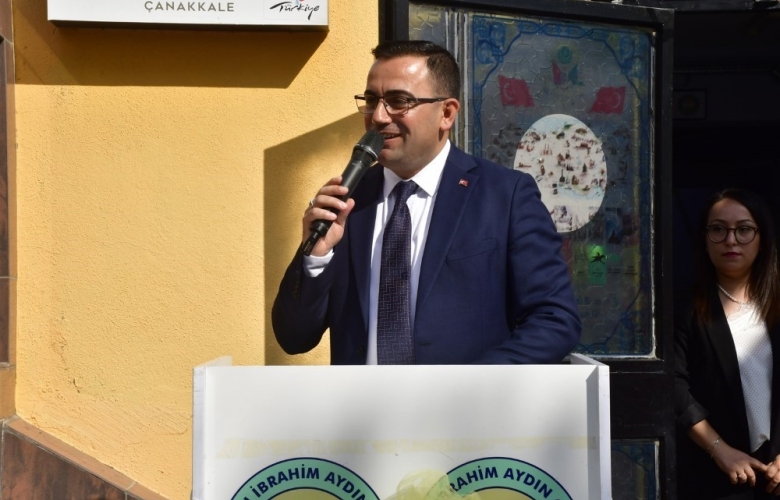 BAŞKAN ERDOĞAN, ÖĞRENCİLERİN HEYECANINI PAYLAŞTI