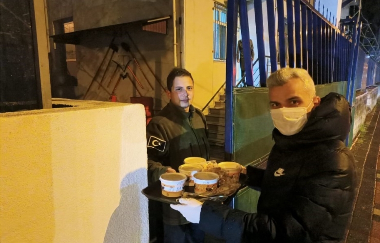 BİGA BAŞKANI ERDOĞAN’DAN ÇORBA İKRAMI