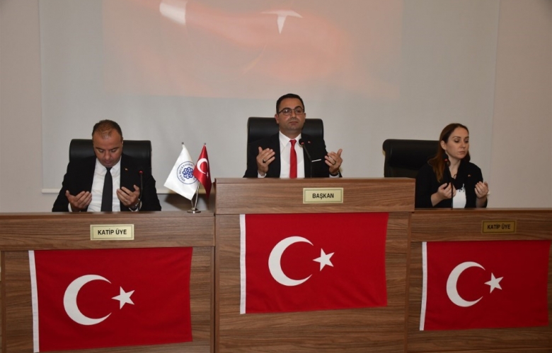 BİGA BELEDİYE MECLİSİNDEN " BARIŞ PINARI " OPERASYONUNA TAM DESTEK 