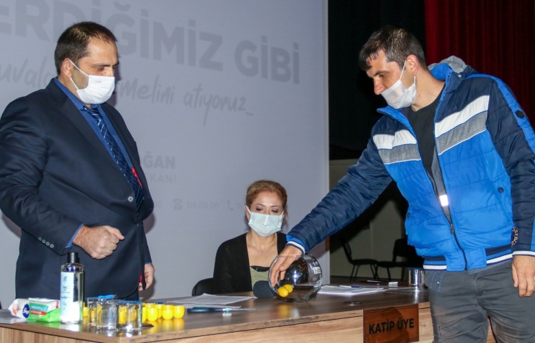 BİGA BELEDİYESİ TOPLU KONUTLARINDA KURALAR ÇEKİLDİ