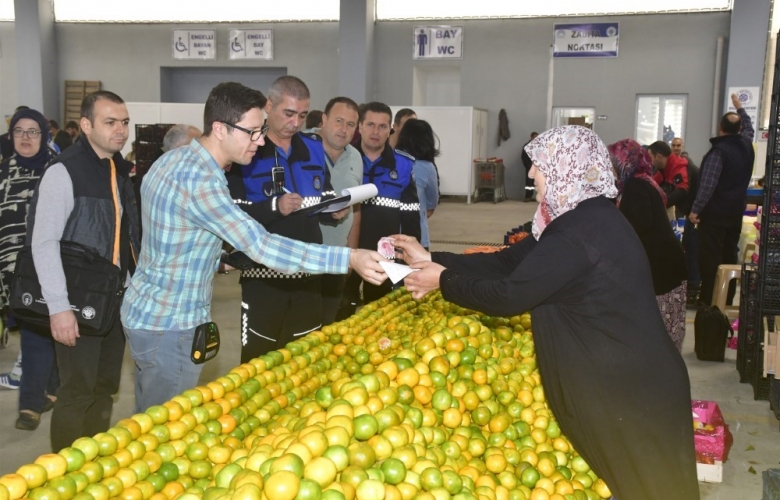 BİGA’ DA PAZAR ESNAFI İÇİN MOBİL TAHSİLAT HİZMETİ