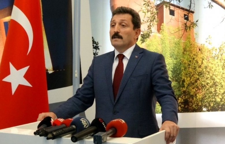 VALİ TAVLI “MİLLETİMİZİN BAĞIMSIZLIK VE KURTULUŞ UMUTLARININ İNANCA DÖNÜŞTÜĞÜ GÜN”