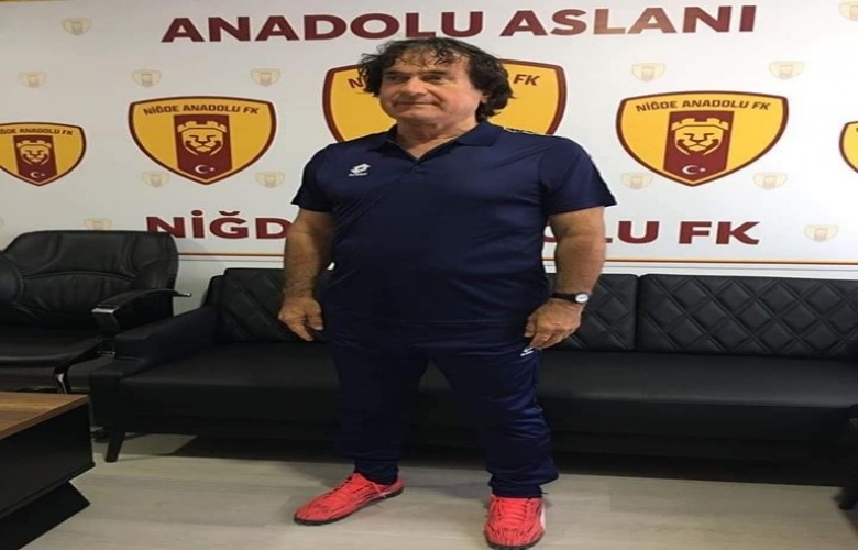 VEHBİ HOCA , NİĞDE ANADOLU FK’NIN TEKNİK DİREKTÖRÜ OLDU