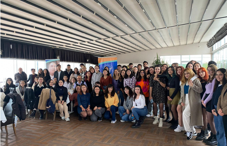 ÇYDD BURSİYERLERLE TANIŞMA KAHVALTISINDA BULUŞTU