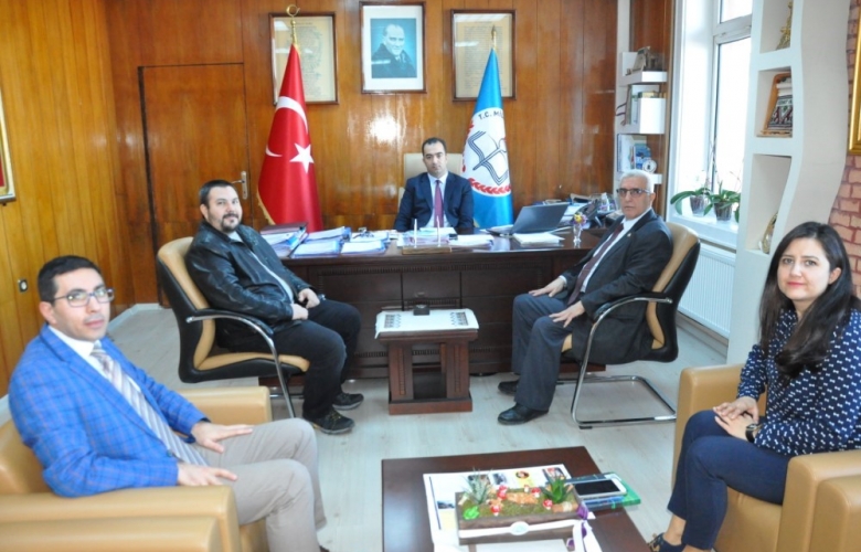 ÇOMÜ’ DE KURULACAK “YENİLİK İSTASYONU” NDA GENÇ GİRİŞİMCİLER YETİŞECEK